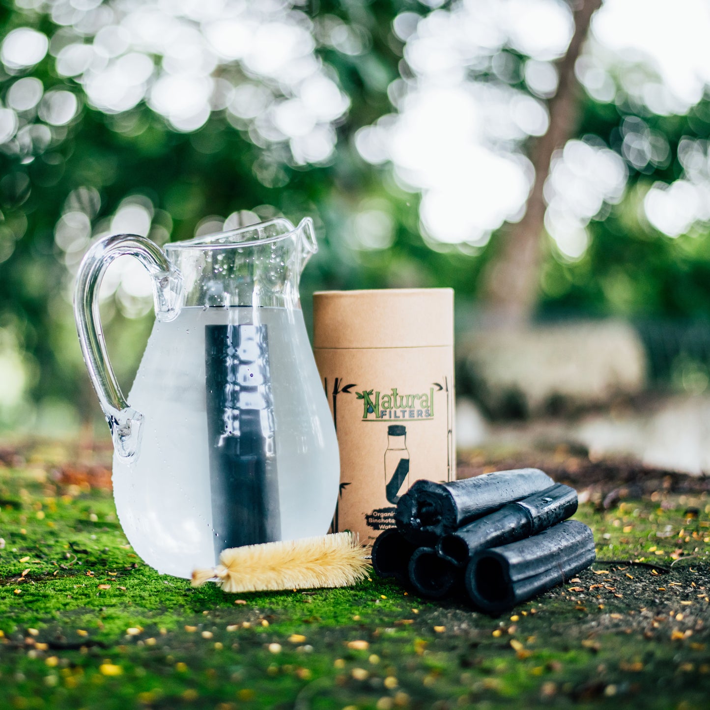Bamboo charcoal filters for water jugs